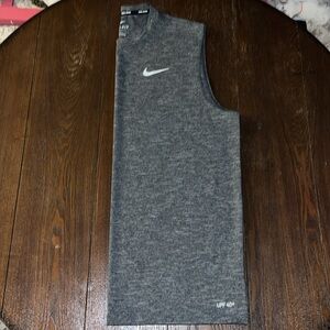NWOT Nike sleeveless tee